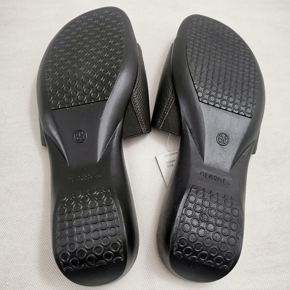 NWT! George Sandals - Picture 7 of 10